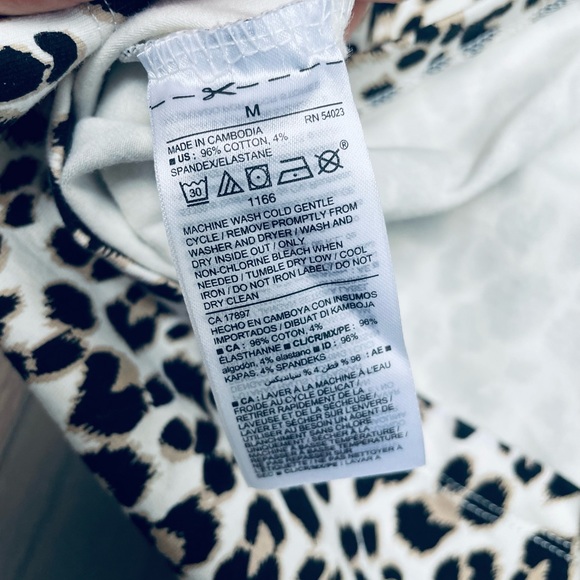 Old navy leopard print maternity dress - Picture 4 of 4